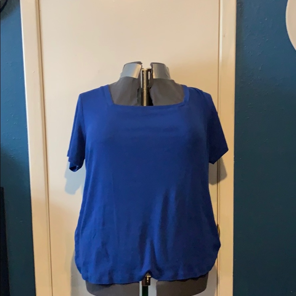 Lovely square neckline cotton shirt